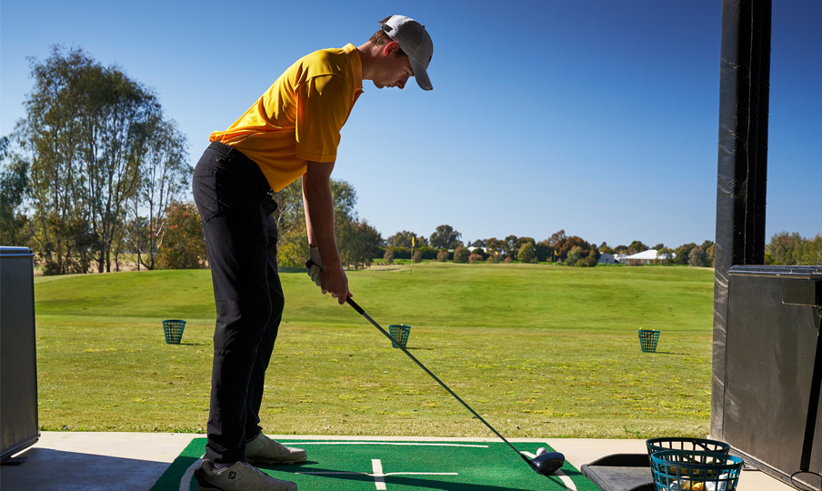 Black Bull golf School
