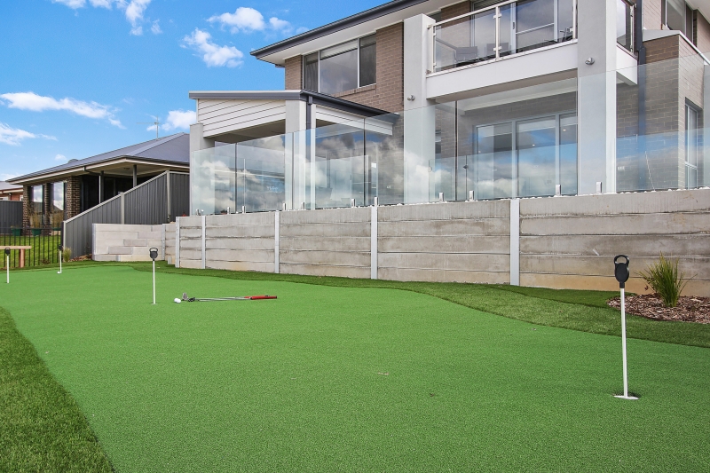 Lake Resort Putting Green